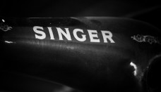 Singer logo 3D