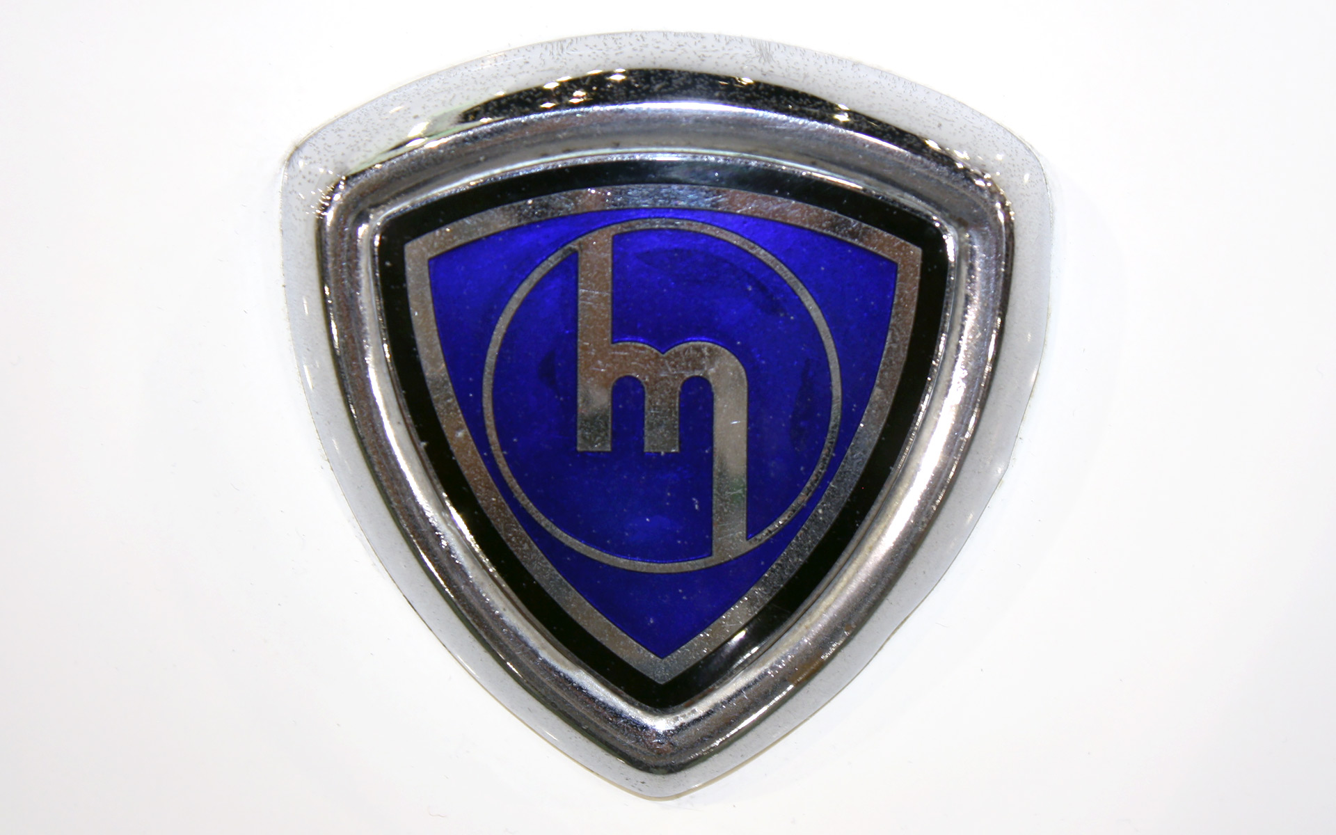Old Mazda Logo Sign Wallpaper