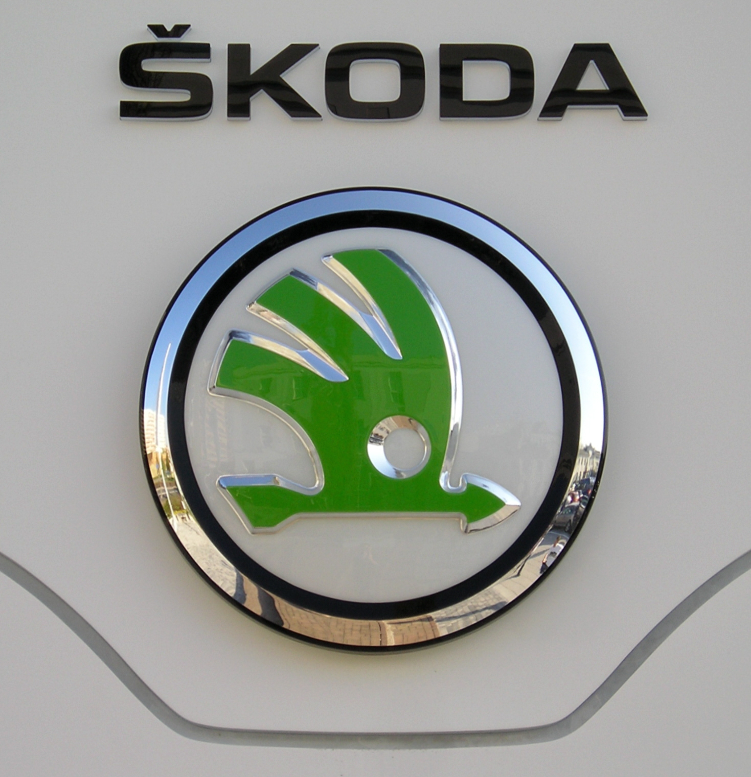 Skoda Emblem Wallpaper